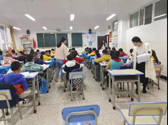 理论走向实践，我们勇敢迈出第一步2.jpg
