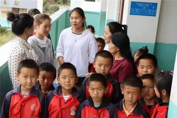 微信图片_20210623072033.jpg 献礼建党百年,振兴乡村发展——高职学院小教、学前专业学生实习侧记 第 4 张