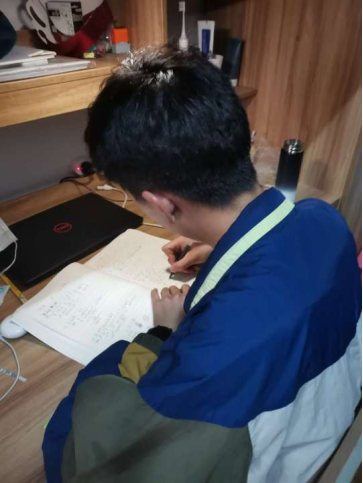 规划刷新梦想，执着成就辉煌一榜样引路 第 2 张