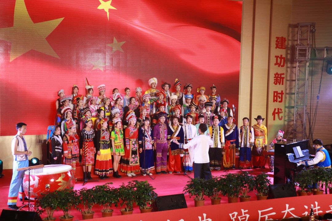 【创美艺传】唱响时代红色之歌，踔厉奋进万里征程 第 5 张