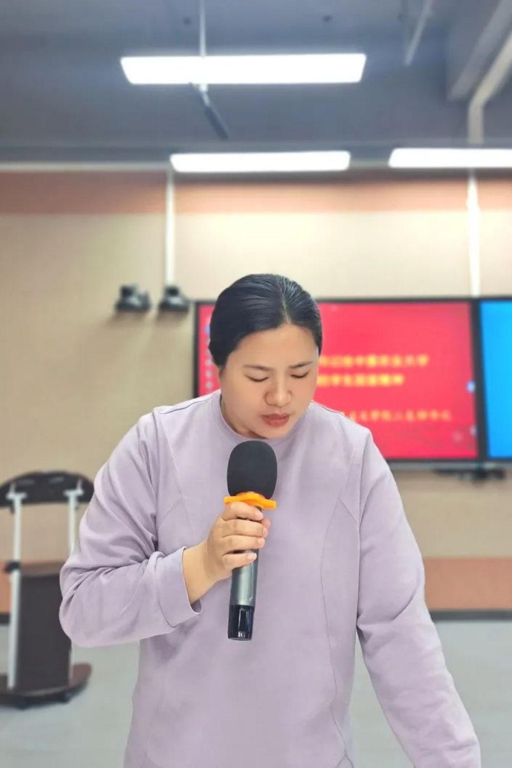 微信图片_20230618122737.jpg 主题教育|强化理论武装,推动主题教育走深走实——马克思主义学院党总支2023年第三次理论集中学习 第 5 张