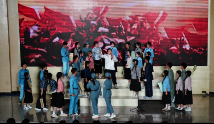 教育学院——《破晓的曙光》.png