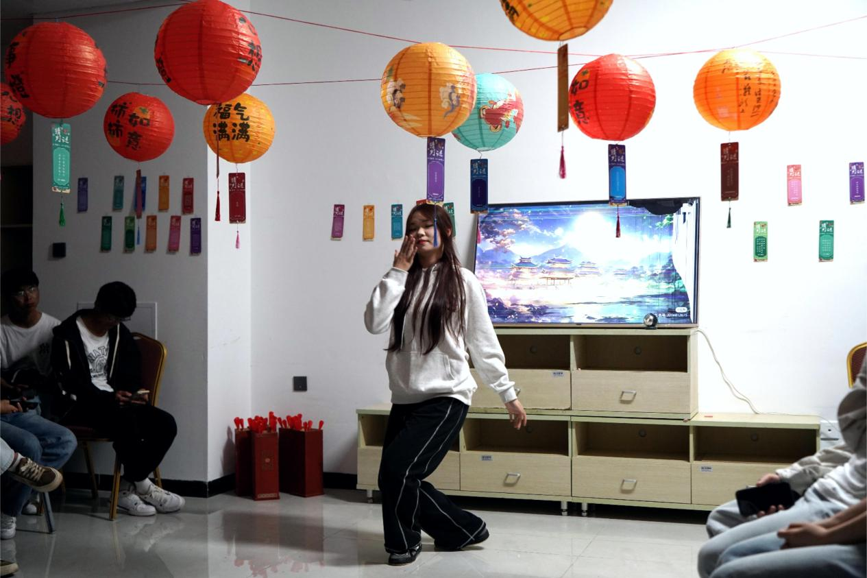 【团学活动】智趣中秋，灯谜盛宴 第 9 张