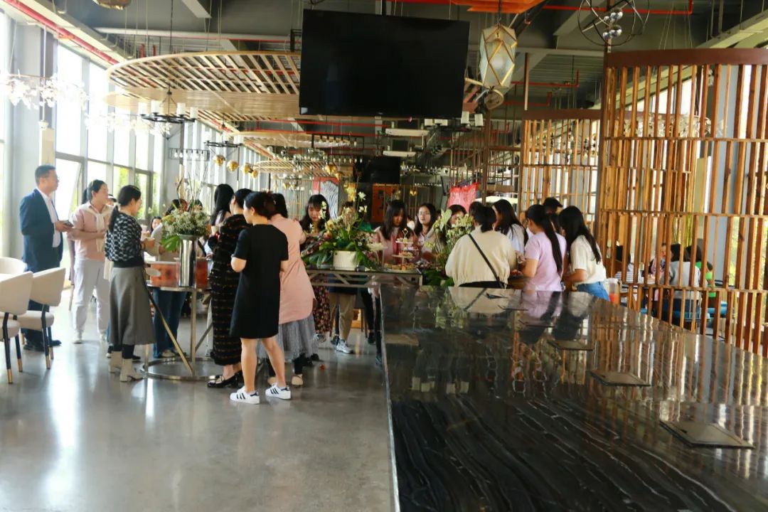 工会团建|跟党奋进新征程，巾帼建功新时代，医学院女教师携手共进，本科教学评估展风采 第 6 张