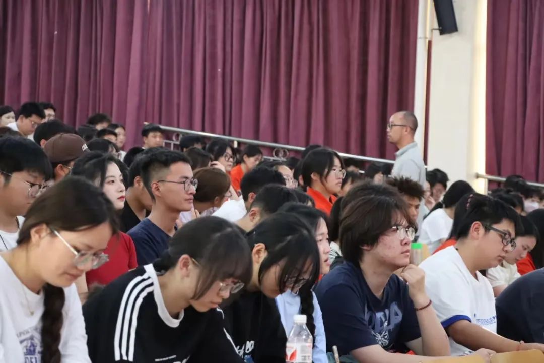 医学院“青马工程”培训之写好一份合格的活动策划书 第 4 张 医学院“青马工程”培训之写好一份合格的活动策划书 第 4 张