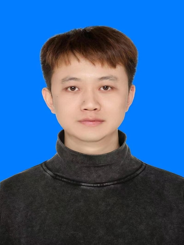胡靖堂的证件照.jpg
