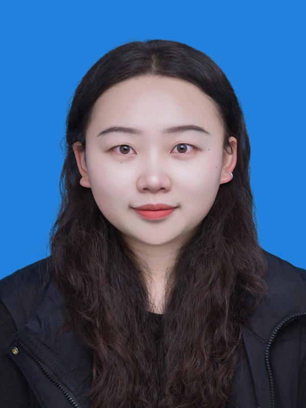 唐晧月.jpg