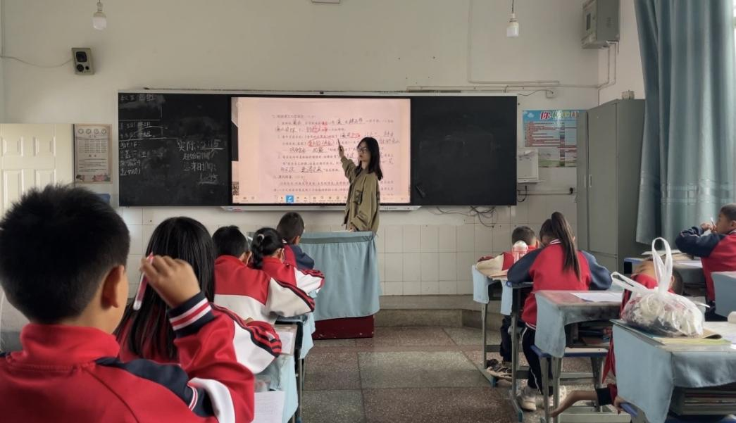 【榜样的力量】云南经济管理学院2024年度国家奖学金获得者个人事迹分享(第五期) 第 6 张 【榜样的力量】云南经济管理学院2024年度国家奖学金获得者个人事迹分享(第五期) 第 6 张