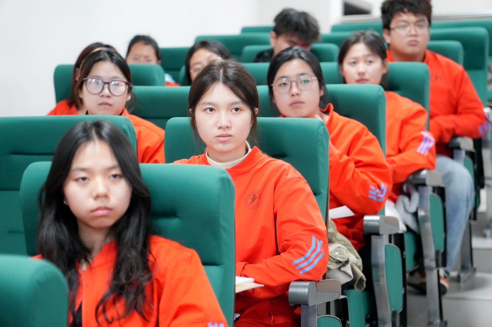 XXX09327.jpg XXX09327.jpg