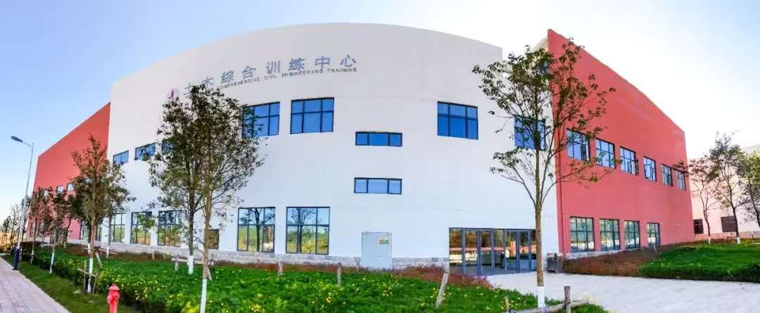 毕业入职电网！8年，他从基层干到副总监！ 第 2 张