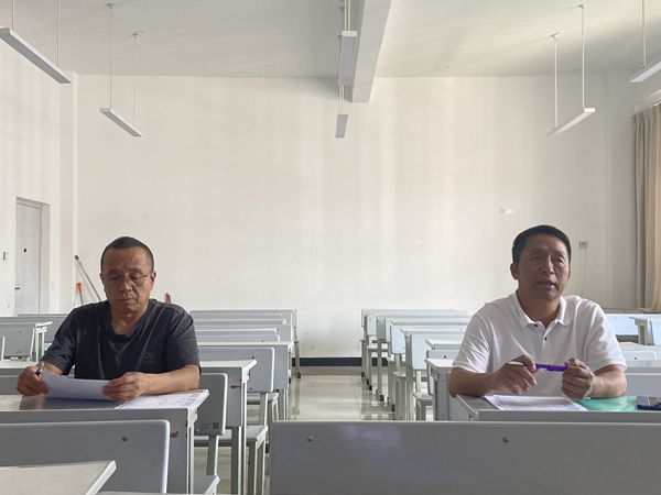 图片2.png 校园职航|高职学院携手安宁市徐果文化教育培训学校有限公司开展专场招聘会 第 2 张