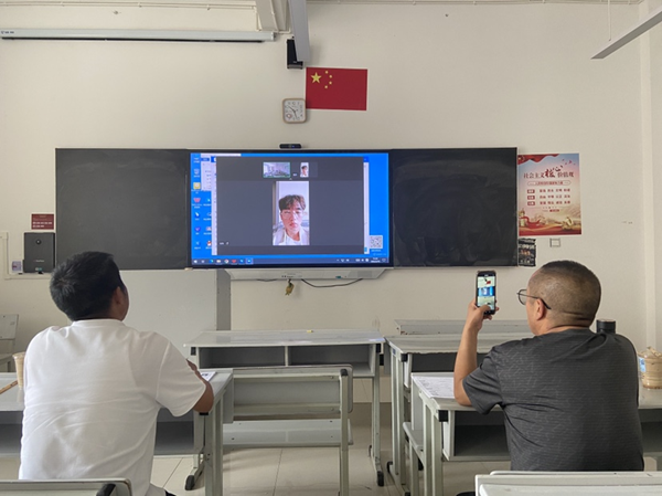 图片6.png 校园职航|高职学院携手安宁市徐果文化教育培训学校有限公司开展专场招聘会 第 6 张