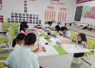 暑期社会实践∣小教繁星队 “课程+红育+公益”，多元互动育童心 ——高职学院小学教育系党支部暑期社会实践活动持续开展 第 1 张