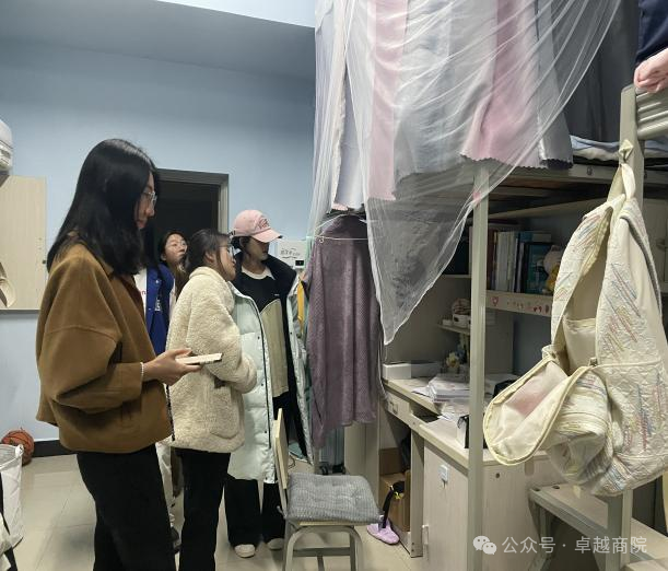 强化消防安全意识 共筑校园安全防线—商学院举行全国消防日主题活动   全国消防日 第 2 张