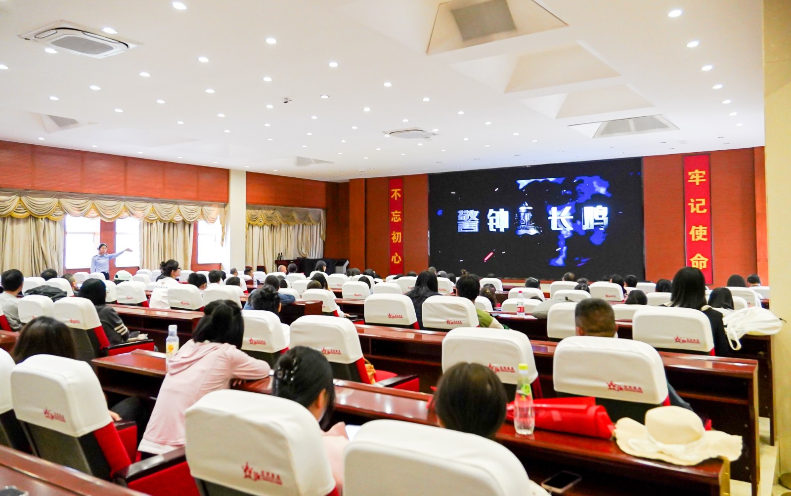 DSC04038.jpg DSC04038.jpg