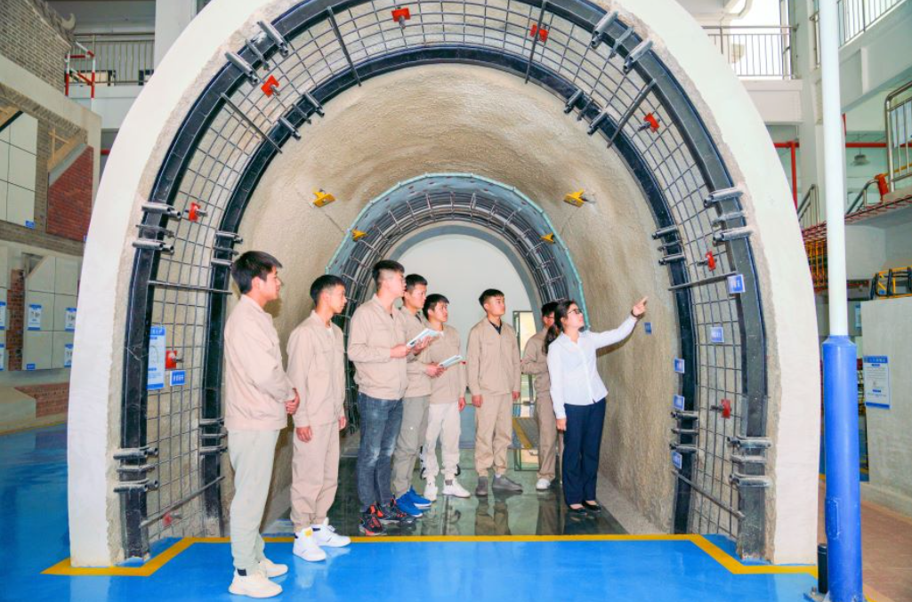 屏幕截图 2026-06-25 181624.png 屏幕截图 2026-06-25 181624.png