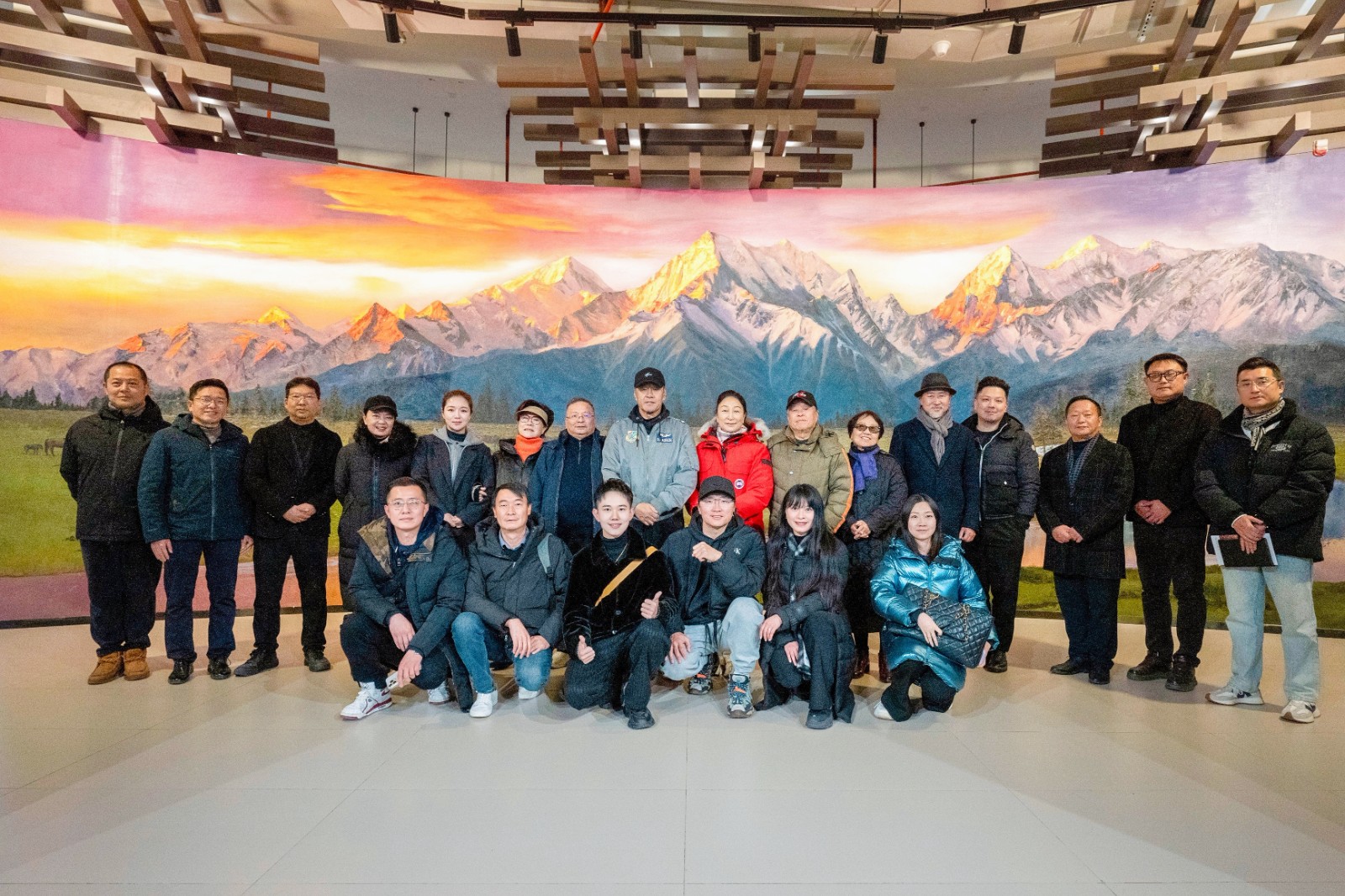 著名演员于荣光到访云经管‼️ 第 8 张