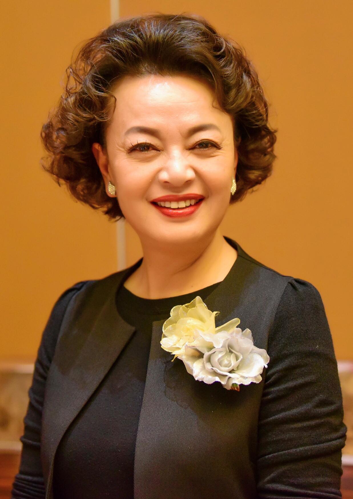 王娟.jpg 王娟.jpg